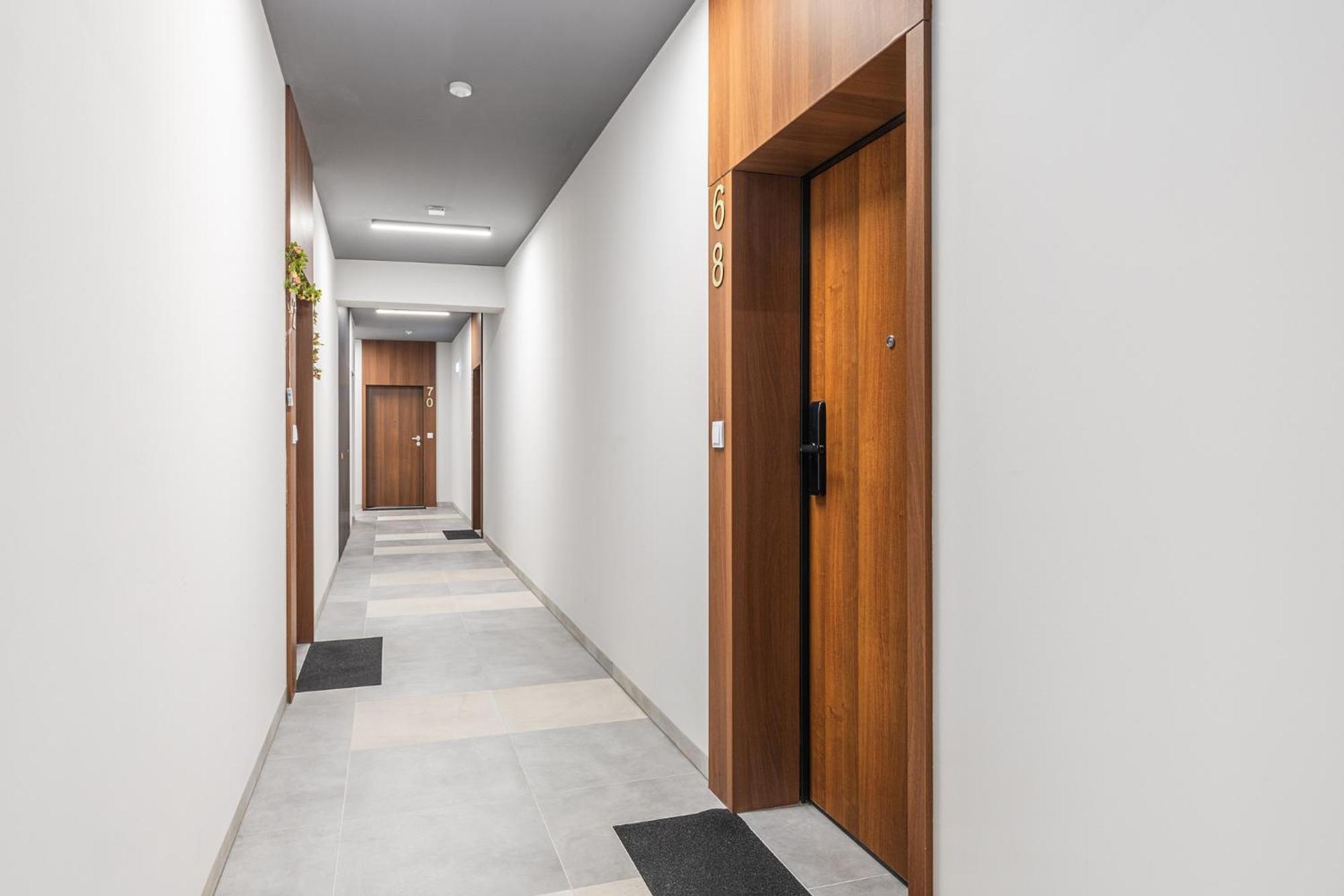 Superapart Herbu Janina 4, Wilanow, Szpital Medicover, Paley, Parking 华沙 外观 照片
